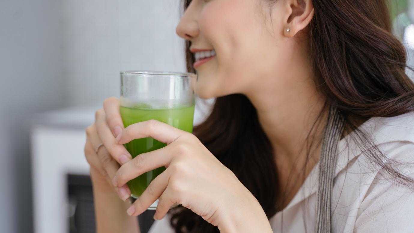 Uống nước lá mơ vào thời điểm nào là tốt nhất?